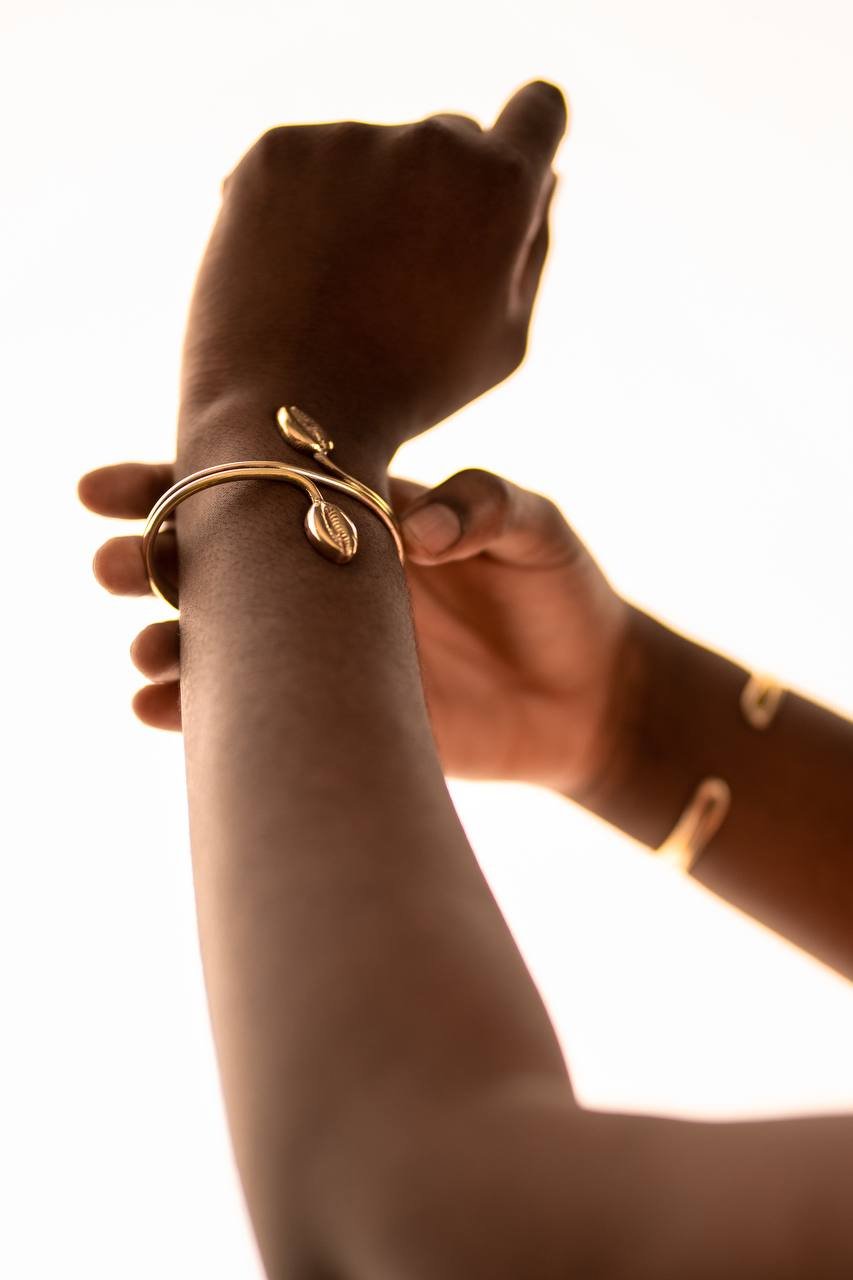 Egima Cowrie Bracelet