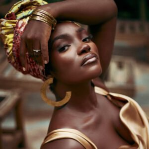 She walked into the room—grace in her step, fire in her eyes. Some women don’t speak loudly, but the world listens when they enter. Their presence is their power. Their elegance is effortless, their confidence—unshakable. That’s the story of the Zuri Earrings. Named after the Swahili word “Zuri”, meaning beautiful, these earrings are a tribute to beauty in all its forms—not just the polished surface, but the strength, softness, and stories that live beneath.