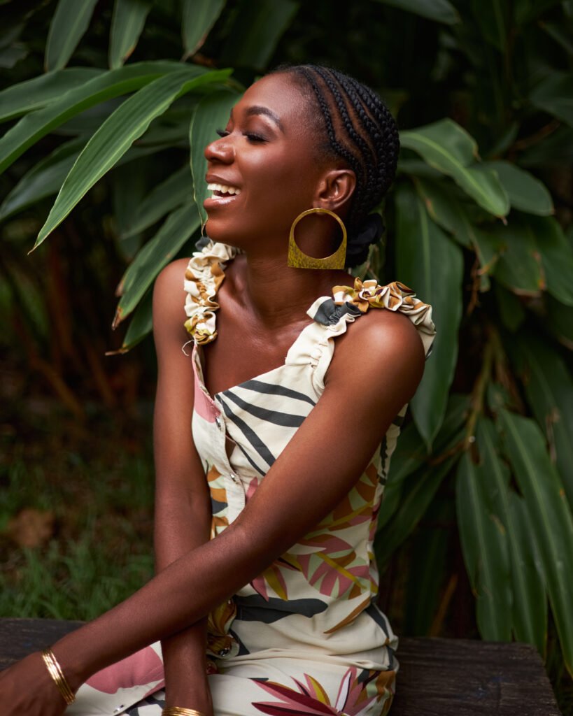 Inspired by the Setswana word “Tumelo”, meaning faith or belief, these earrings embody the quiet strength it takes to keep going, even when the world says stop.