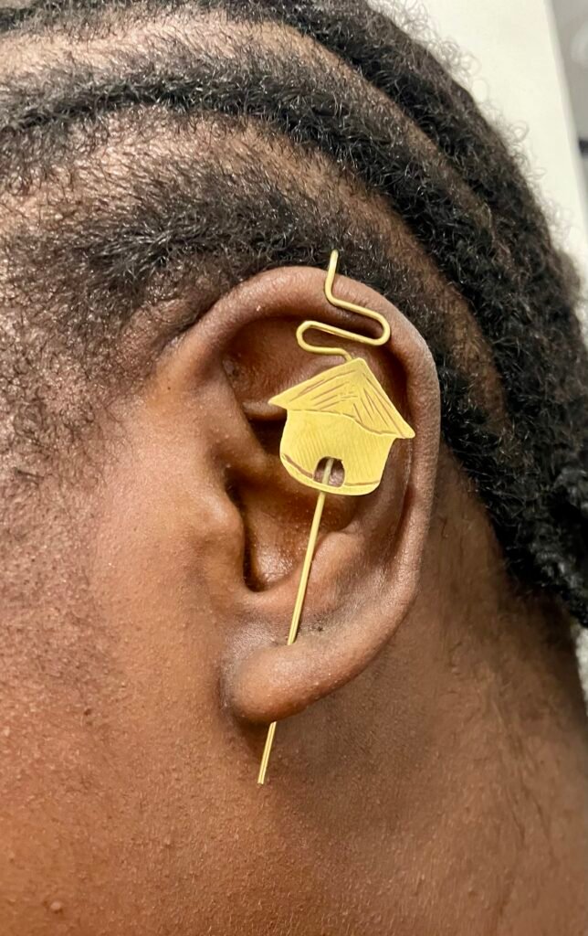 Kibanda Ear Pin