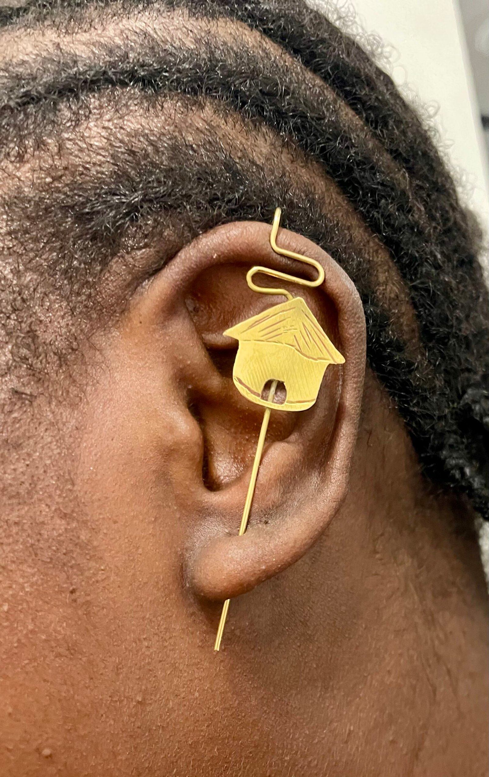Kibanda Ear Pin